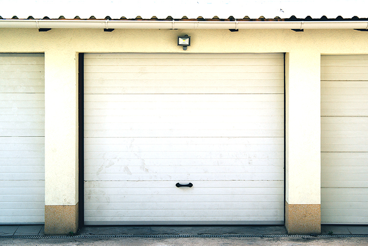 Uitputten van mening zijn Waarneembaar Gesloten garagebox te huur in Geel voor opslag - Kuub Opslag